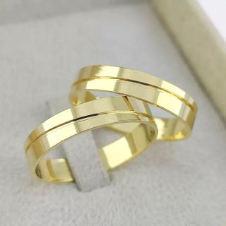 Aliança de Casamento Fina Emma Ouro 18K 4mm retas