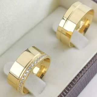 Aliança de Casamento Larga Eritreia Ouro 18K 7mm retas c/ Zircônias