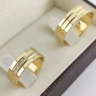 Aliança de Casamento Tradicional Atibaia Ouro 18K 6mm retas c/ Zircônias