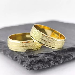 Aliança de Casamento Tradicional Kody Ouro 18K 6mm retas