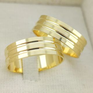 Aliança de Casamento Tradicional Livia Ouro 18K 6mm retas