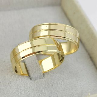 Aliança de Casamento Tradicional Louise Ouro 18K 6mm Abaulada