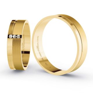 Aliança de Casamento Tradicional Trípoli Ouro 18K 5mm Abaulada c/ Zircônias