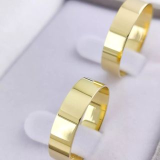 Aliança de Casamento Tradicional Yue Ouro 18K 5mm retas