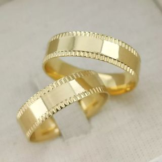 Aliança de Casamento Tradicional Zélie Ouro 18K 5mm retas