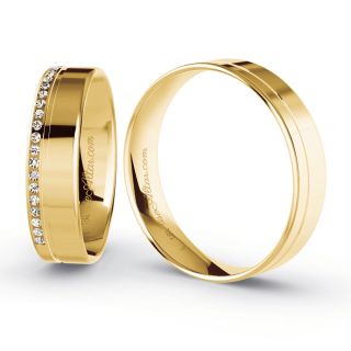 Aliança de Casamento Tunes Ouro 18K 5mm Abaulada c/ Zircônias