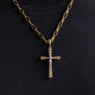 Pingente Coquelicot Ouro 18K Cruz Aramada Ouro Amarelo com Cristo Ouro Branco