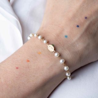 Pulseira Feminna Ouro 18K com Pérolas e Nossa Senhora